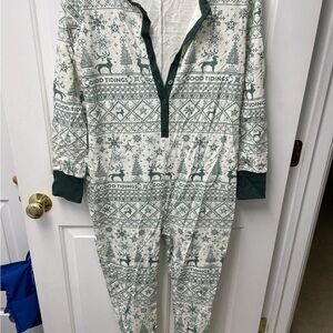 Hearth & Hand Green and White Patterned Onesie
